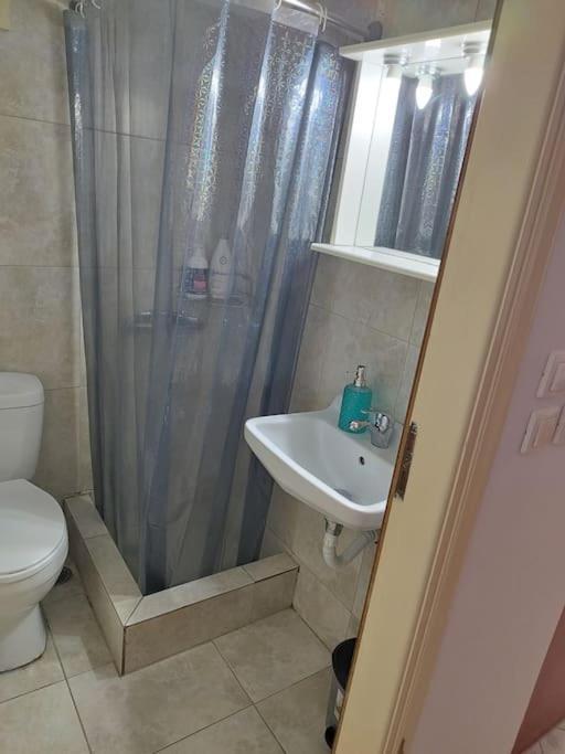 Small Apartment In The Heart Of Piraeus! Notara 43 Exterior foto
